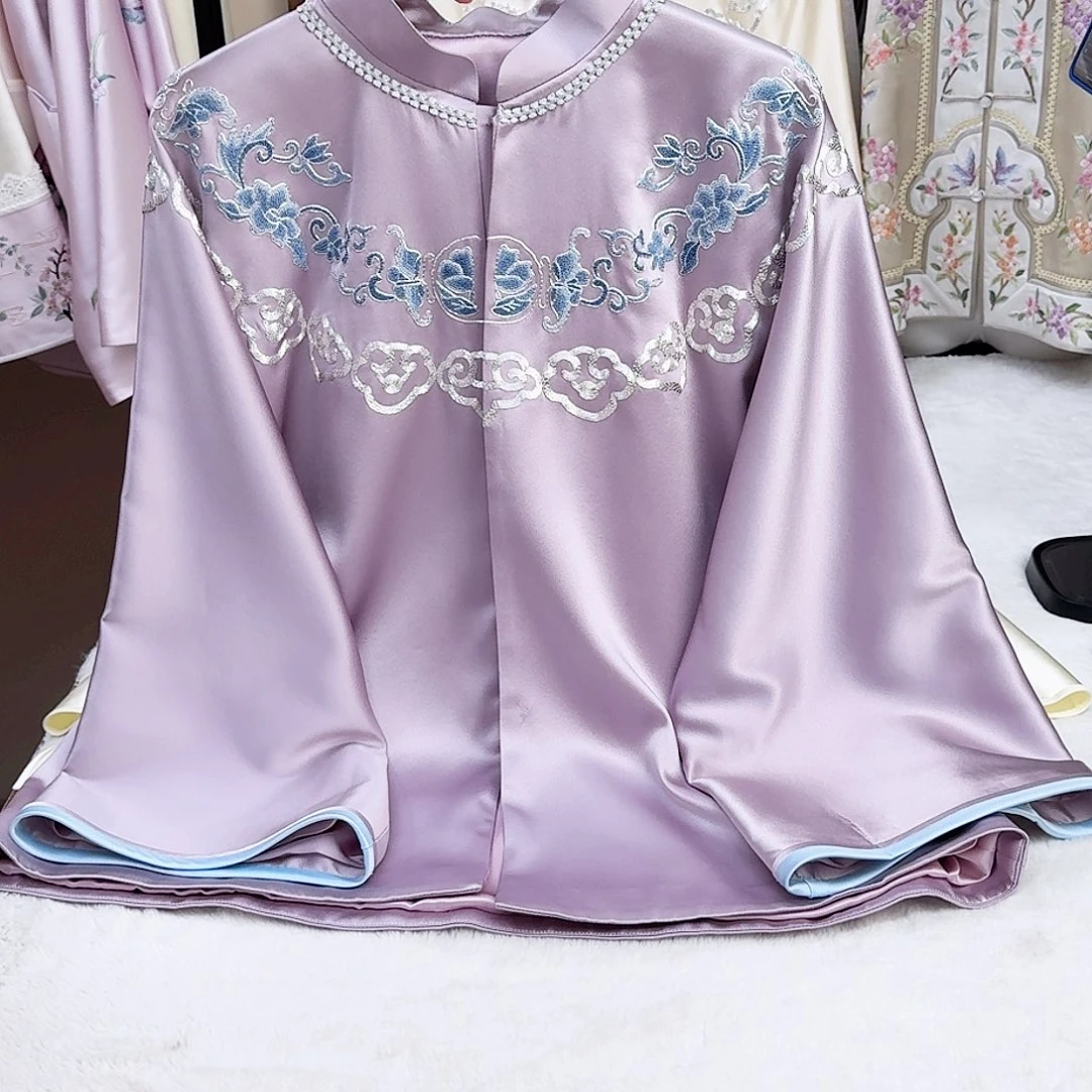 织绣真丝灰紫色 太太服