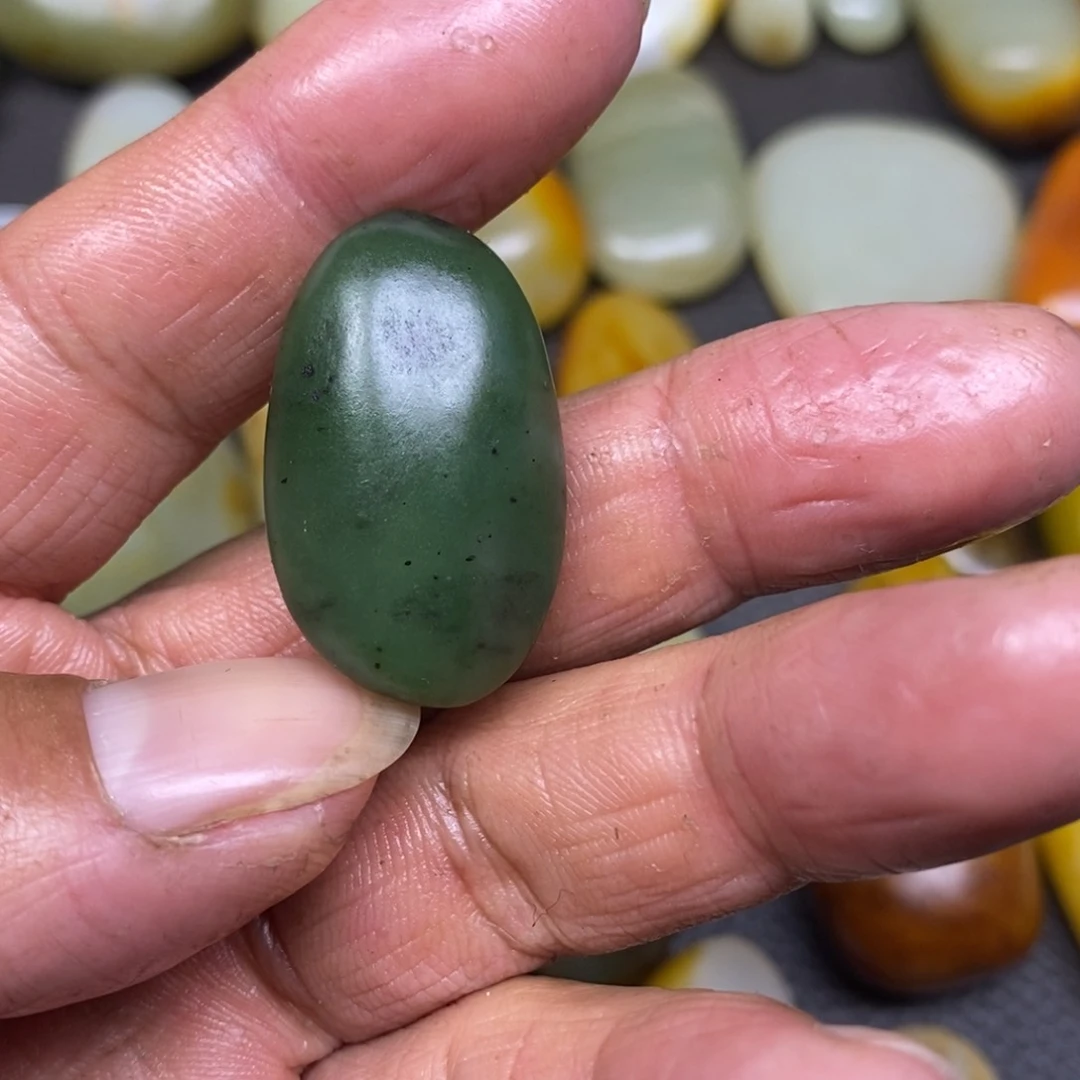 和田玉（糖玉）挂件未镶嵌