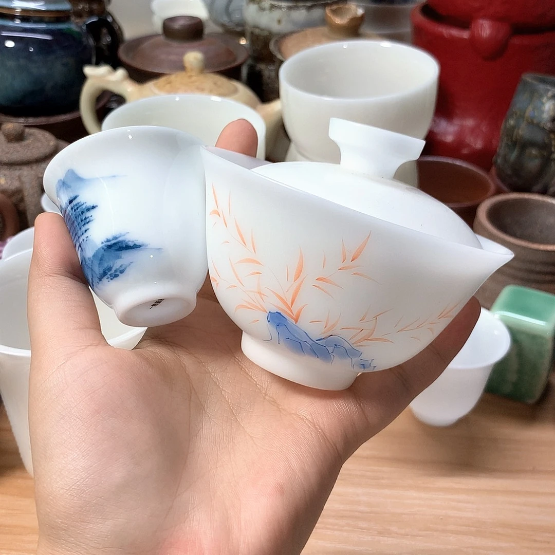 余***少陶瓷制品及陶瓷艺术品微瑕