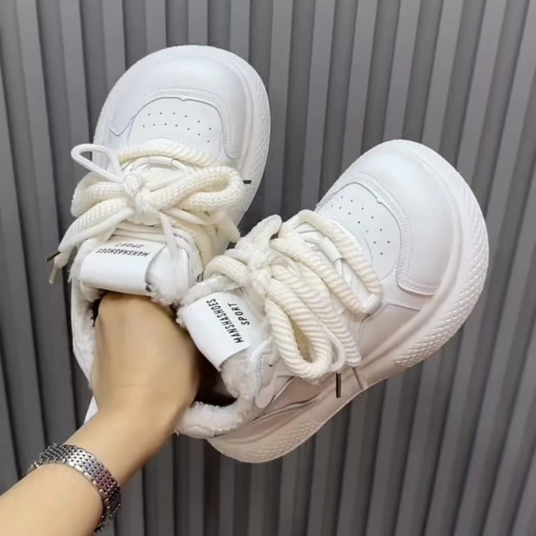 欧洲站2025冬皮面厚底小白鞋女百搭休闲加绒棉鞋增高面包鞋ins潮