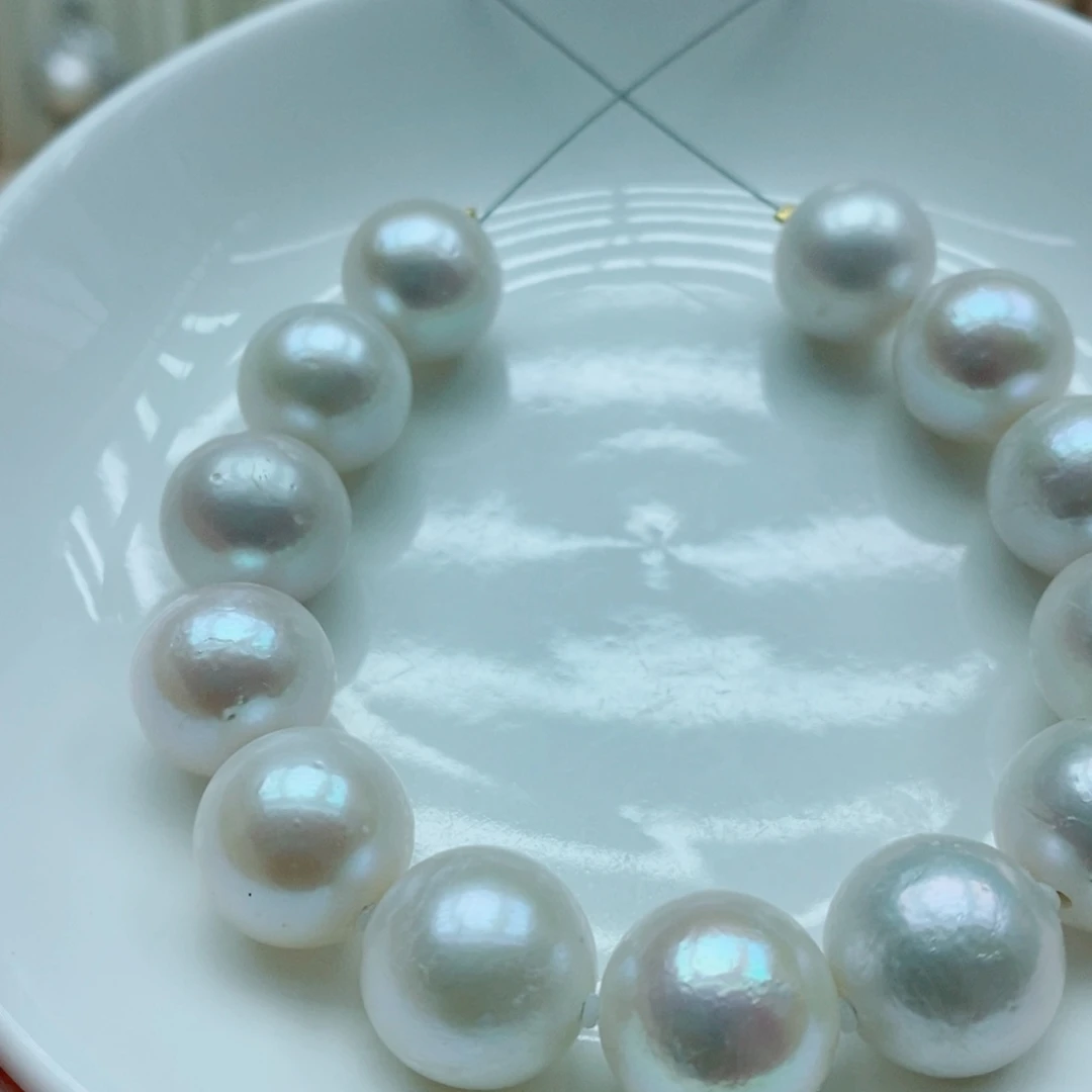 淡***然未镶嵌淡水珍珠颈饰