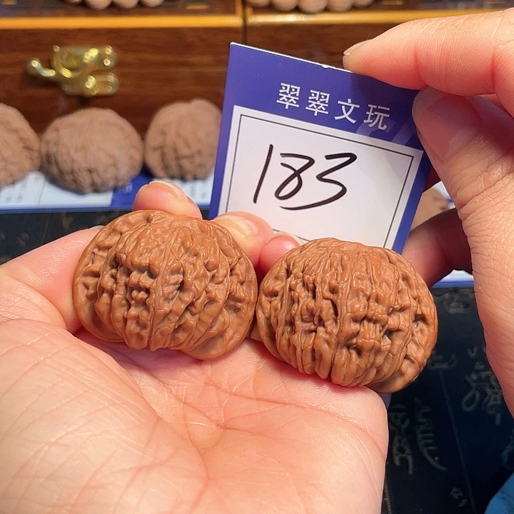 文玩核桃把件？*183号全品楼子4.2