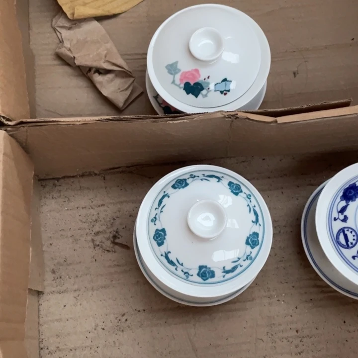 坦***途摆件陶瓷盘子碗砂锅都有