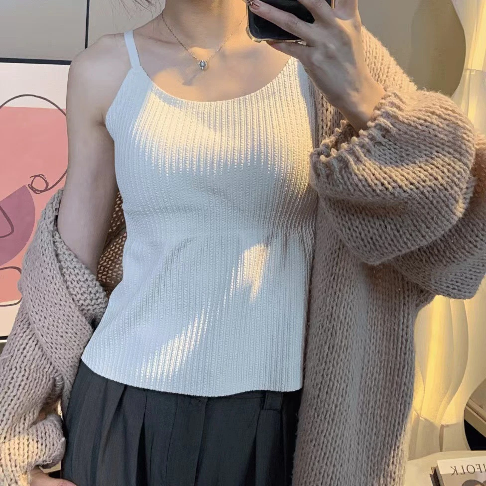 四季显瘦打底吊带背心女外穿内搭美背无痕内衣文胸一体遮肚上衣女