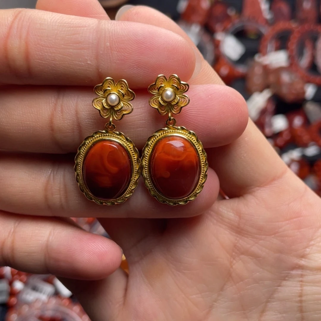 【闪购商品】银S925镶嵌大蛋面耳钉南红玛瑙