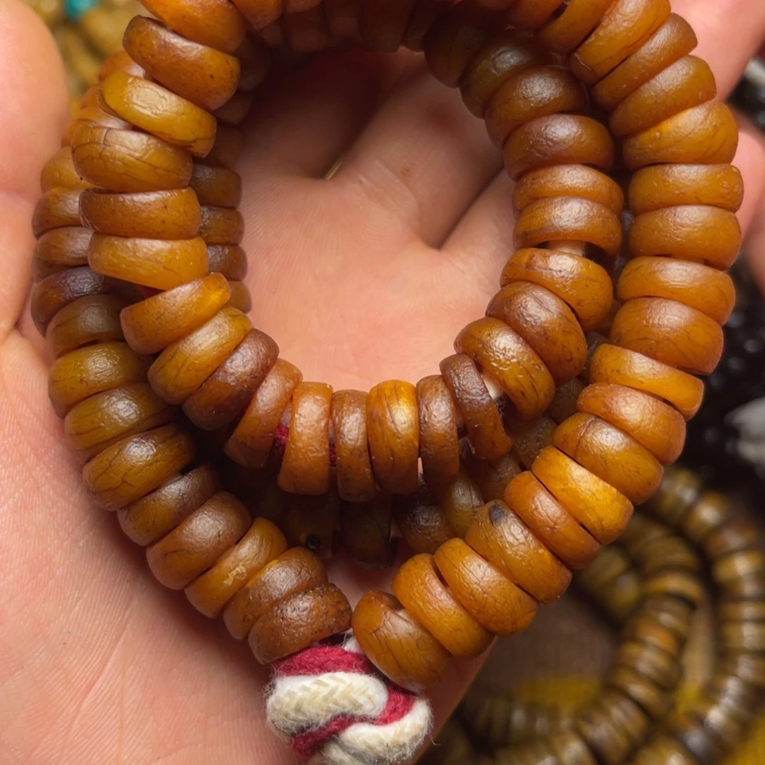 大叶紫檀（黑酸枝木类）