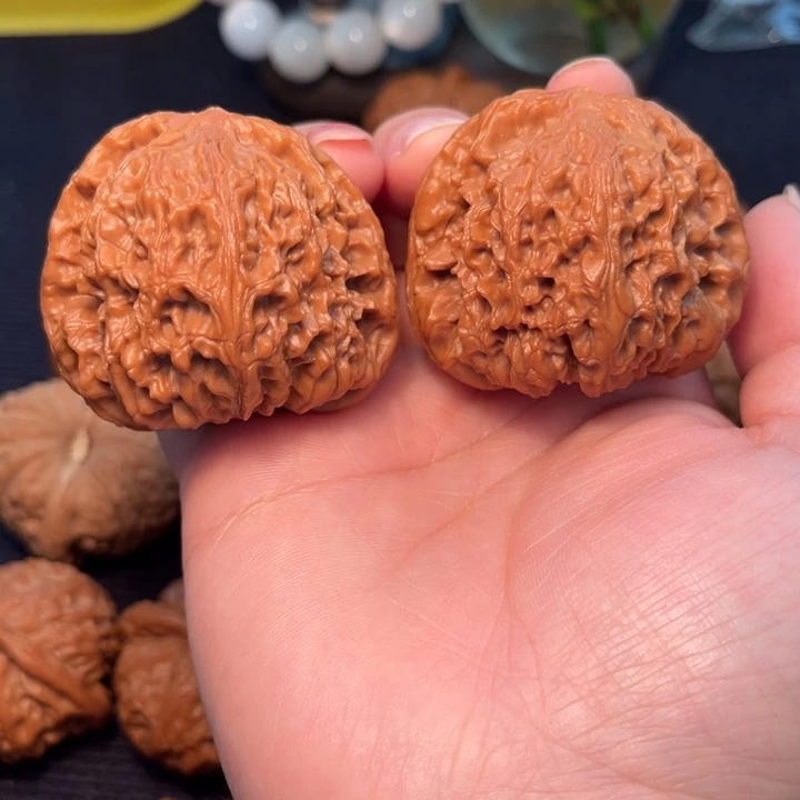 文玩核桃把件南疆石47