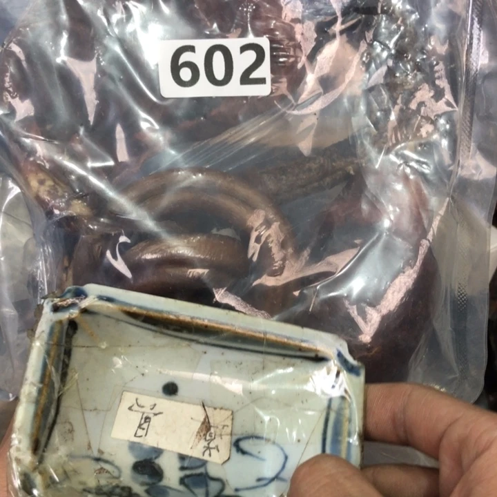 陶瓷孤品单件车里拍