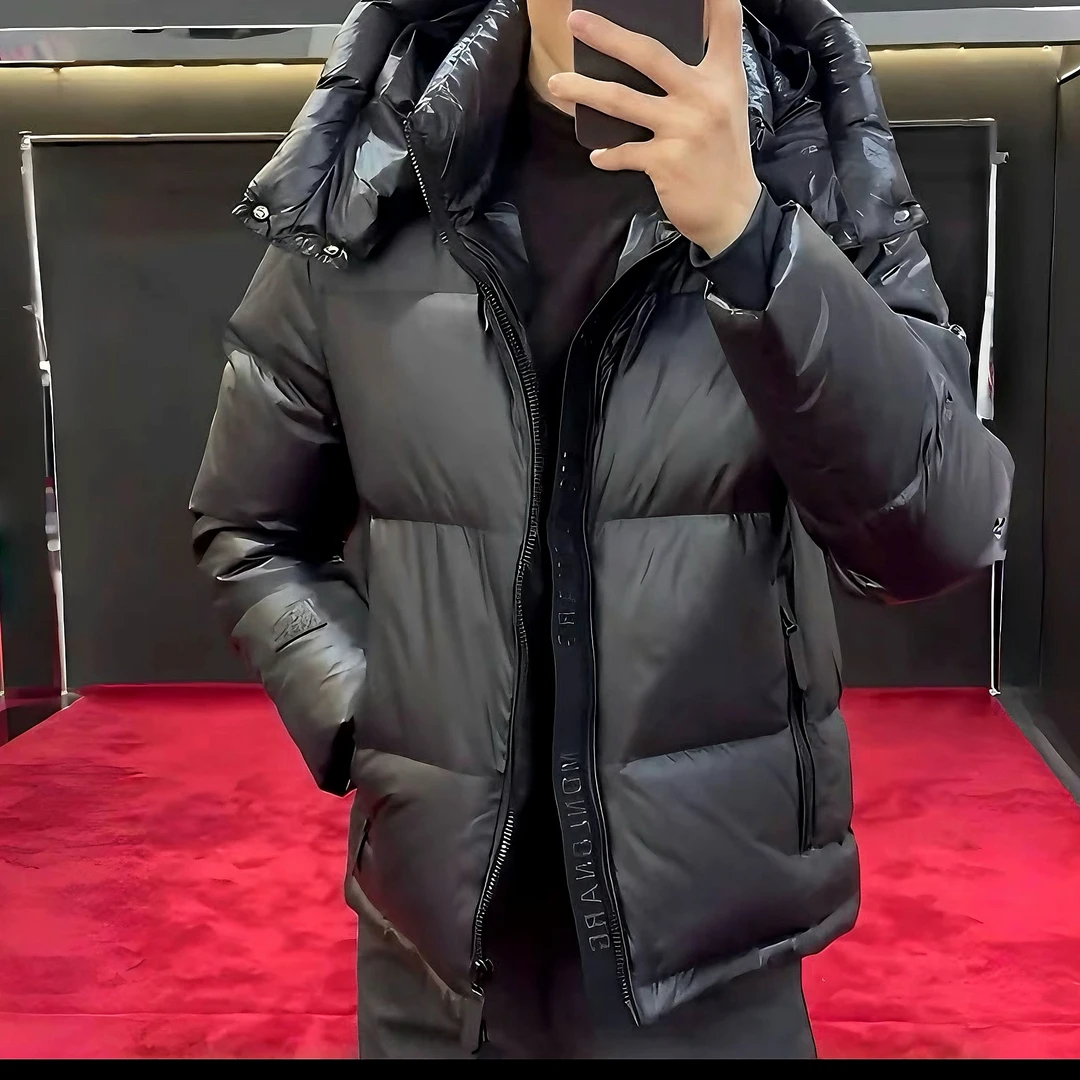 25年连帽款羽绒服防脏休闲高品质厚款黑金显瘦短款男生冬季外套