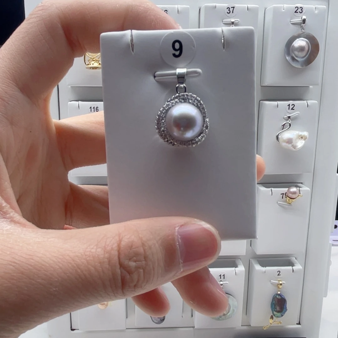 淡水珍珠合金颈饰