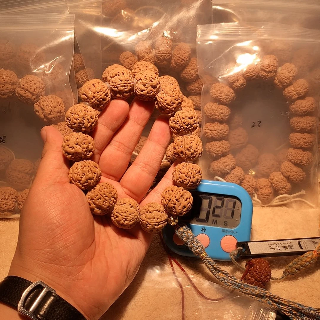 金刚菩提手串用****29。     