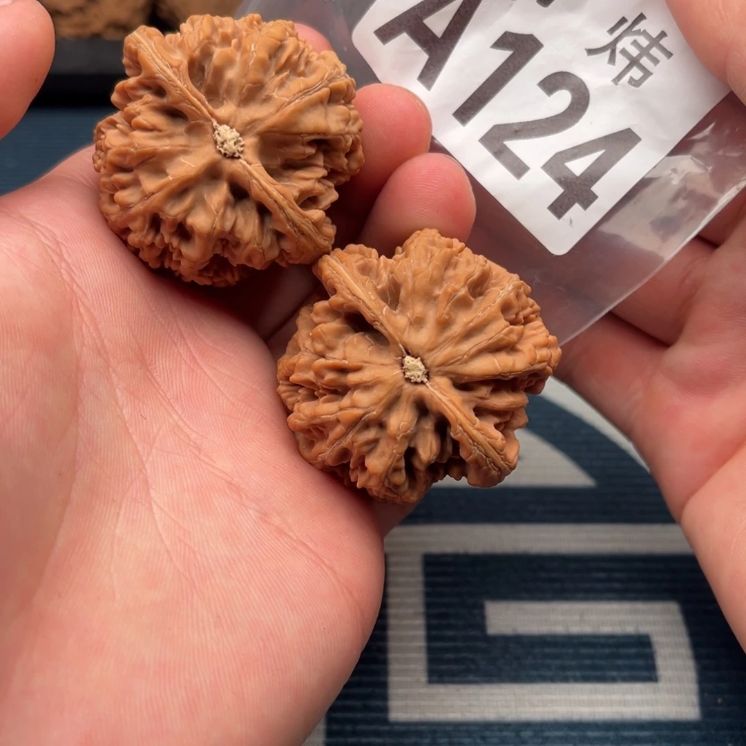 吊坠文玩核桃粗筋43