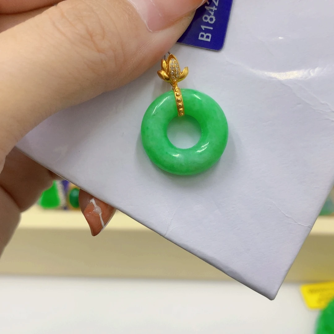 吊坠(不含链)18K金镶嵌翡翠