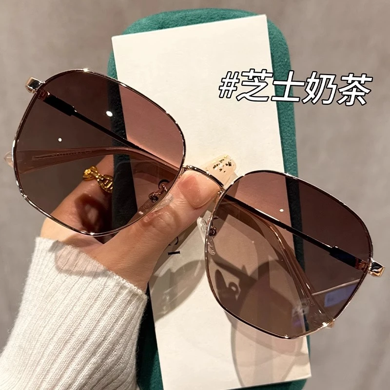 复古方圆框金丝墨镜女可配度数显脸小高级感防紫外线偏光太阳眼镜