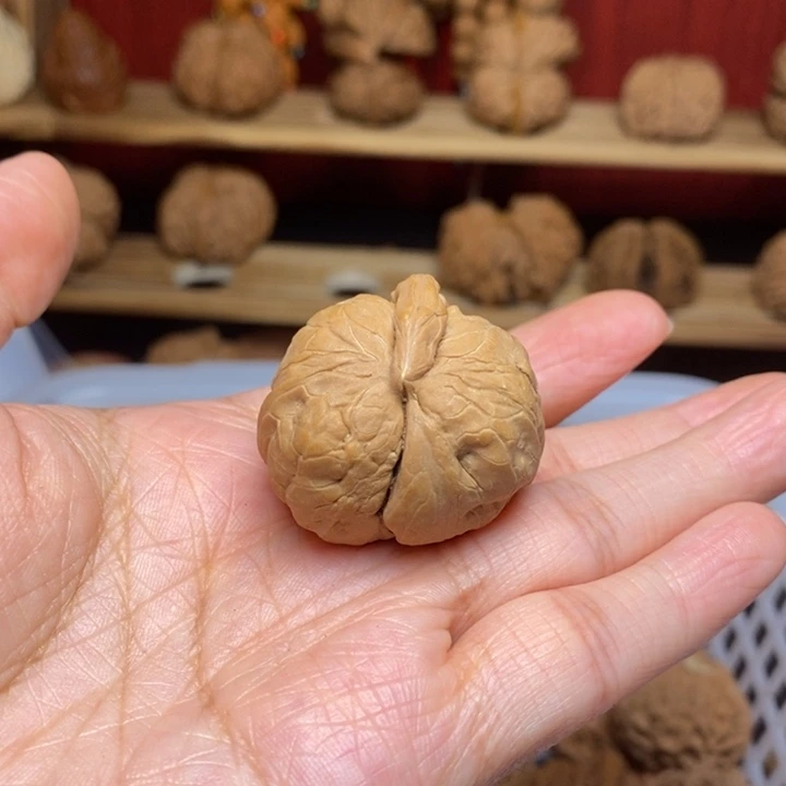 R***把件文玩核桃文玩