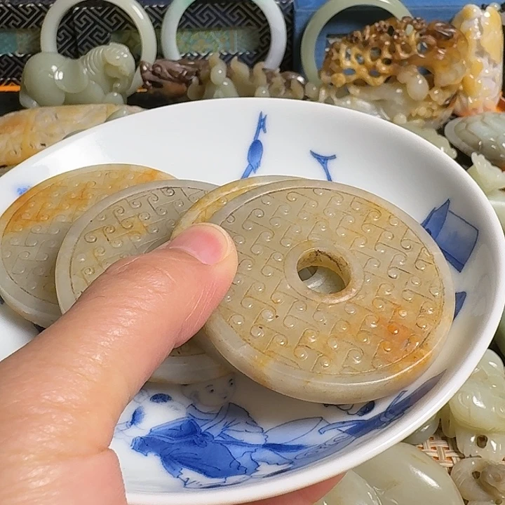 瓷片隔**雨新号开播挂件一个