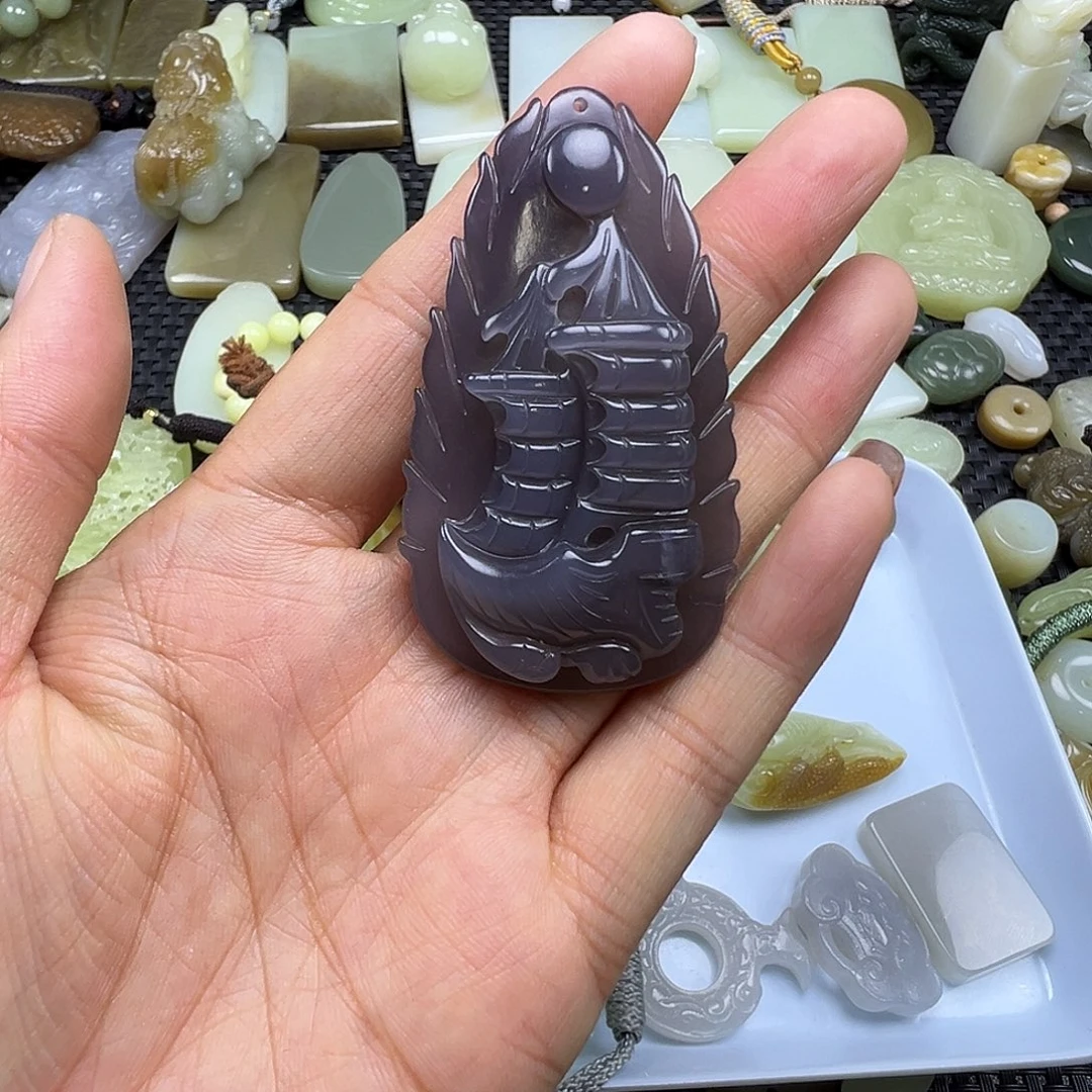 和田玉未镶嵌颈饰卡62.8