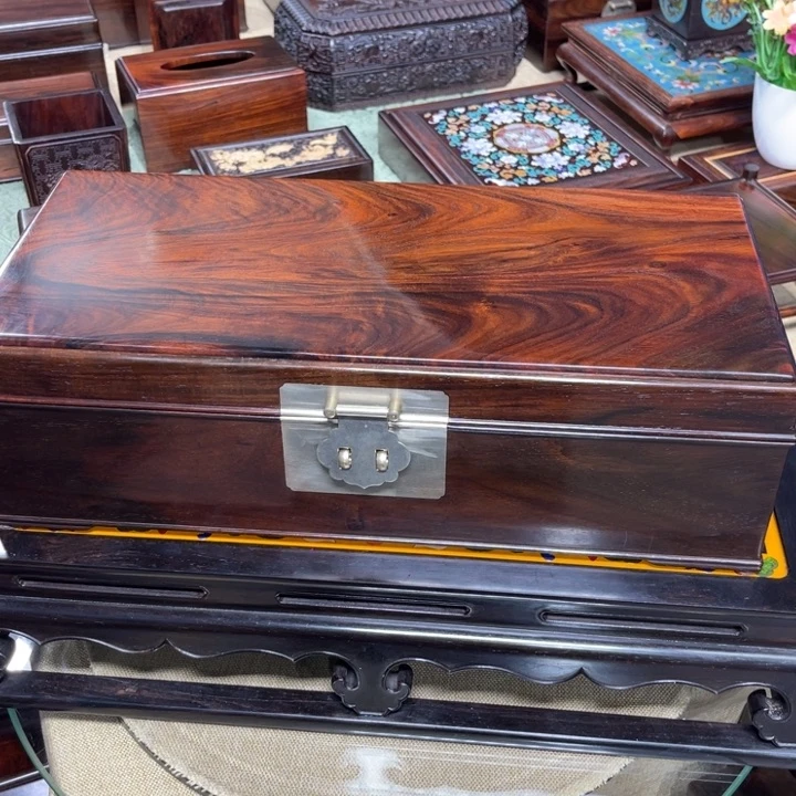 紫檀木类成套家具