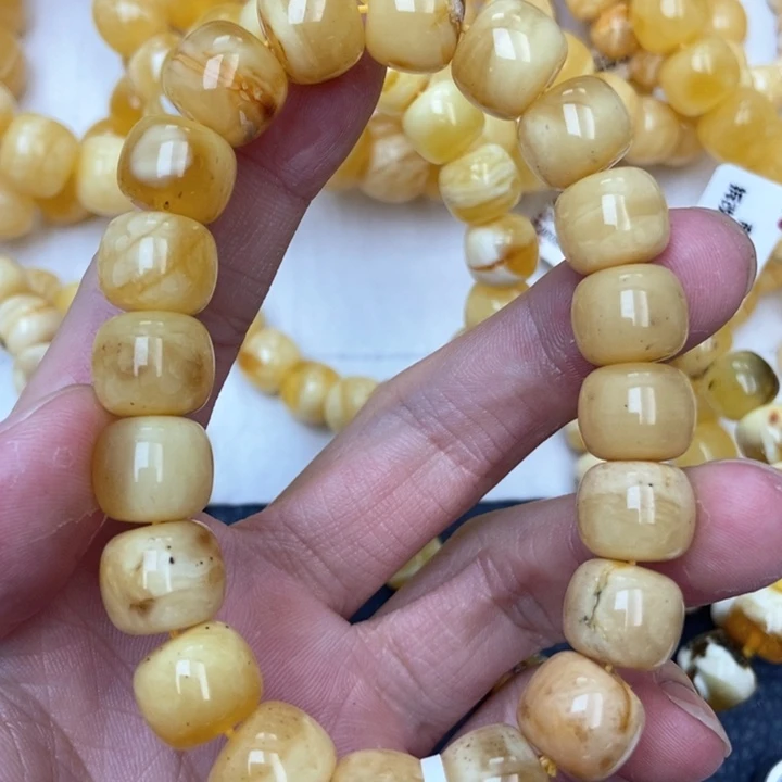 琥珀未镶嵌珠宝奇石6