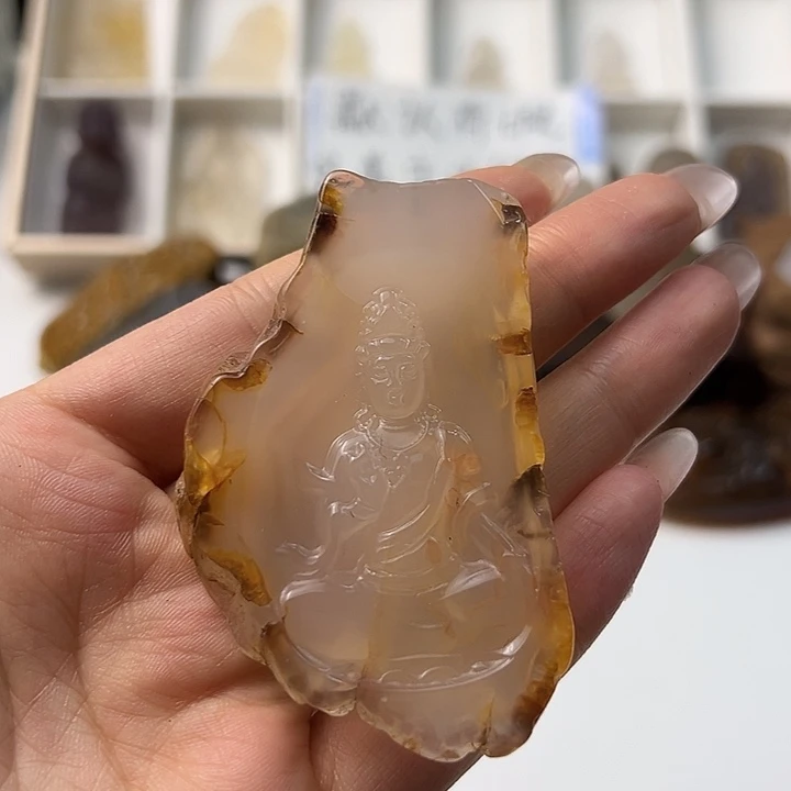 玛瑙/玉髓颈饰合金