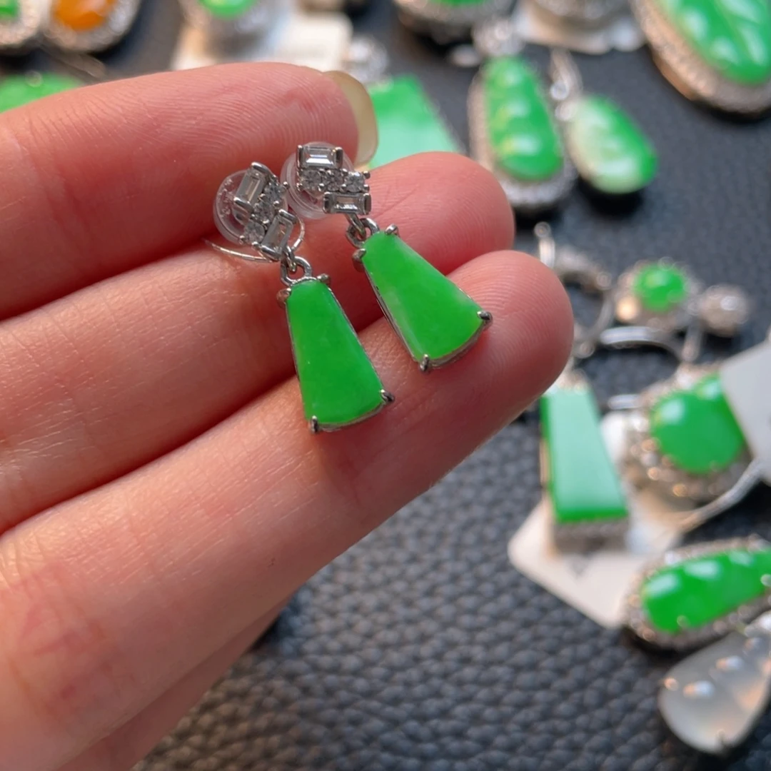 翡翠银S925镶嵌颈饰耳坠