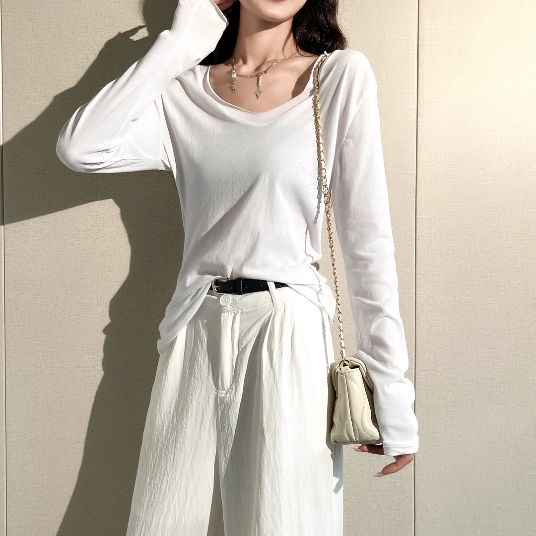 韩系薄款V领藏青长袖T恤女早秋新款气质体恤微透大领口打底衫上衣