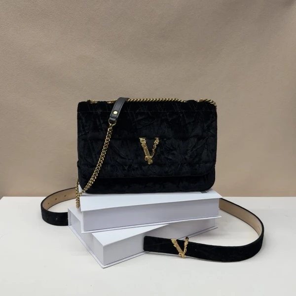 范思哲/包包/95新/市场价16000/250914PY0012