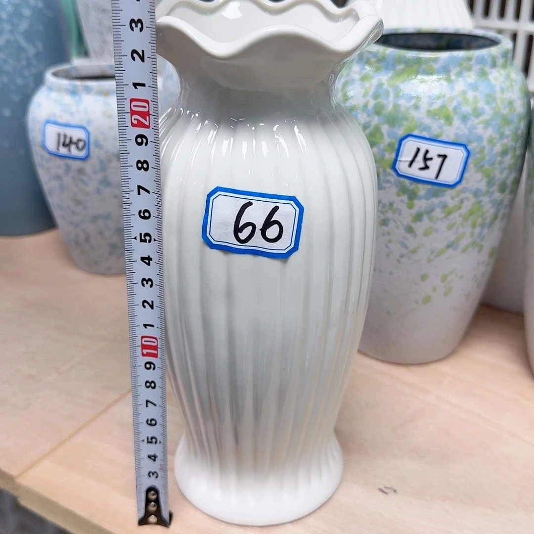 瓶66号亮釉陶瓷高23厘米一个