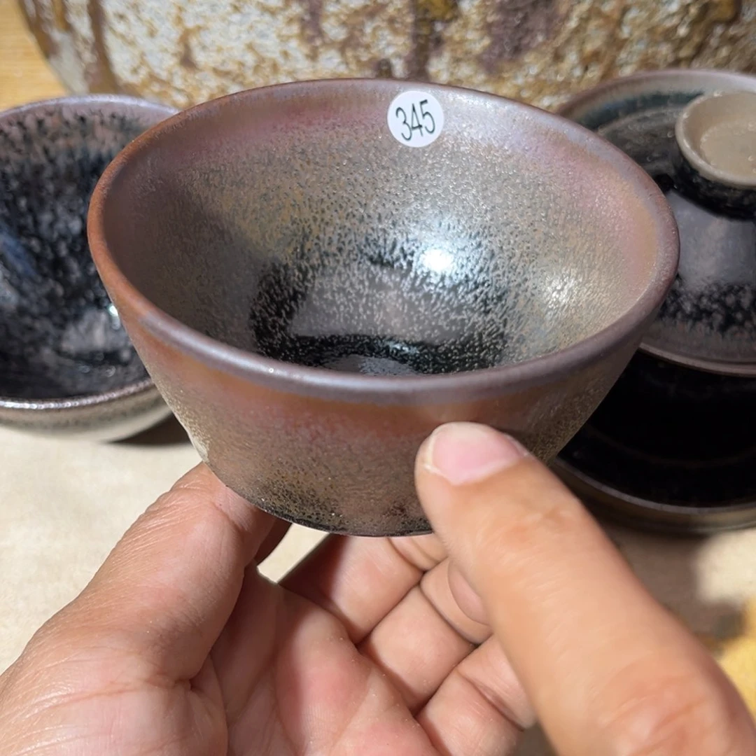 茶盏义兴龙窑坚持真柴烧