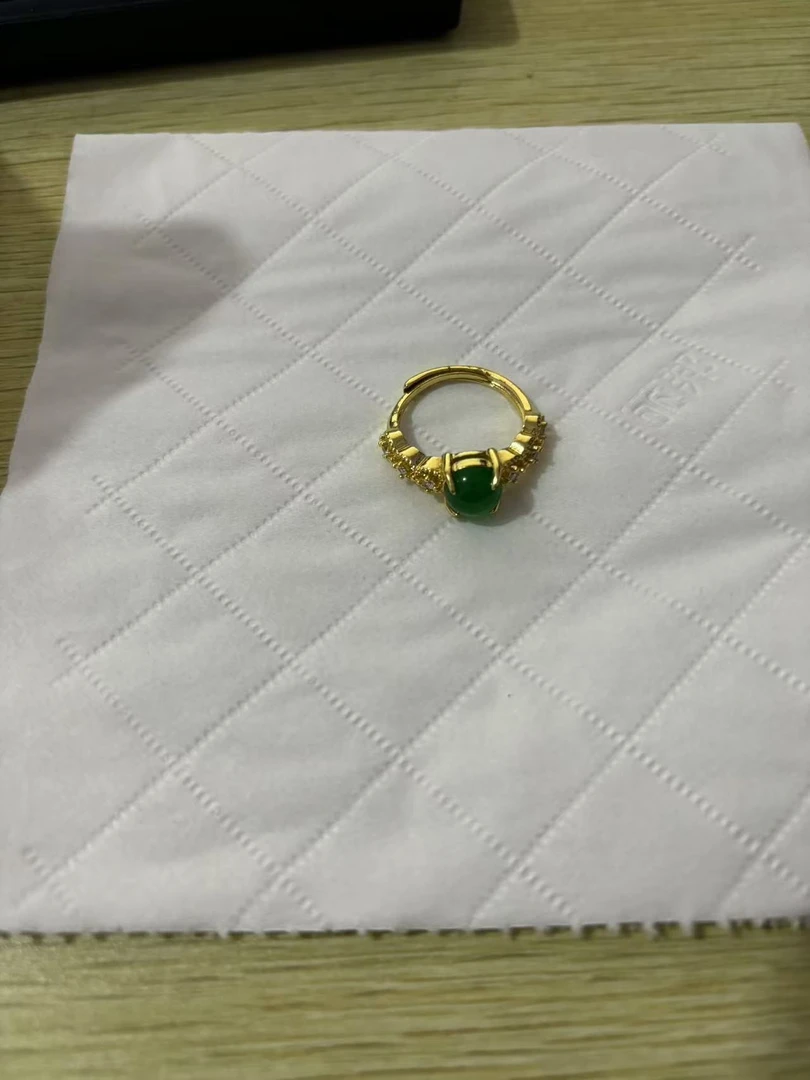 戒指 高端定制，经其百搭设计色彩缤纷精美绝伦