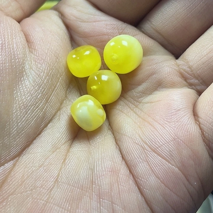 十***三琥珀未镶嵌珠宝奇石