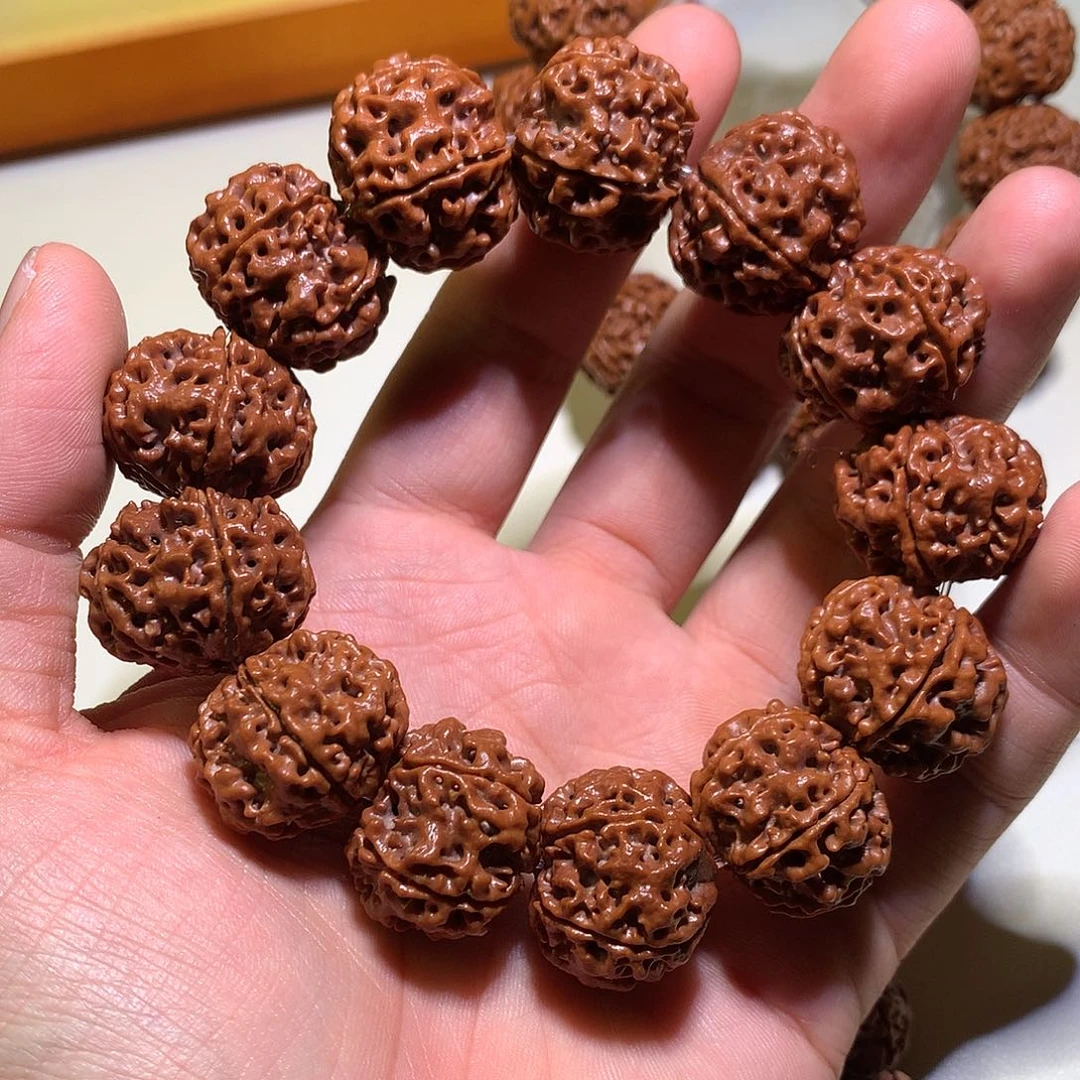 万***年金刚菩提吊坠古龙老籽尺寸23，打完底，一物一图