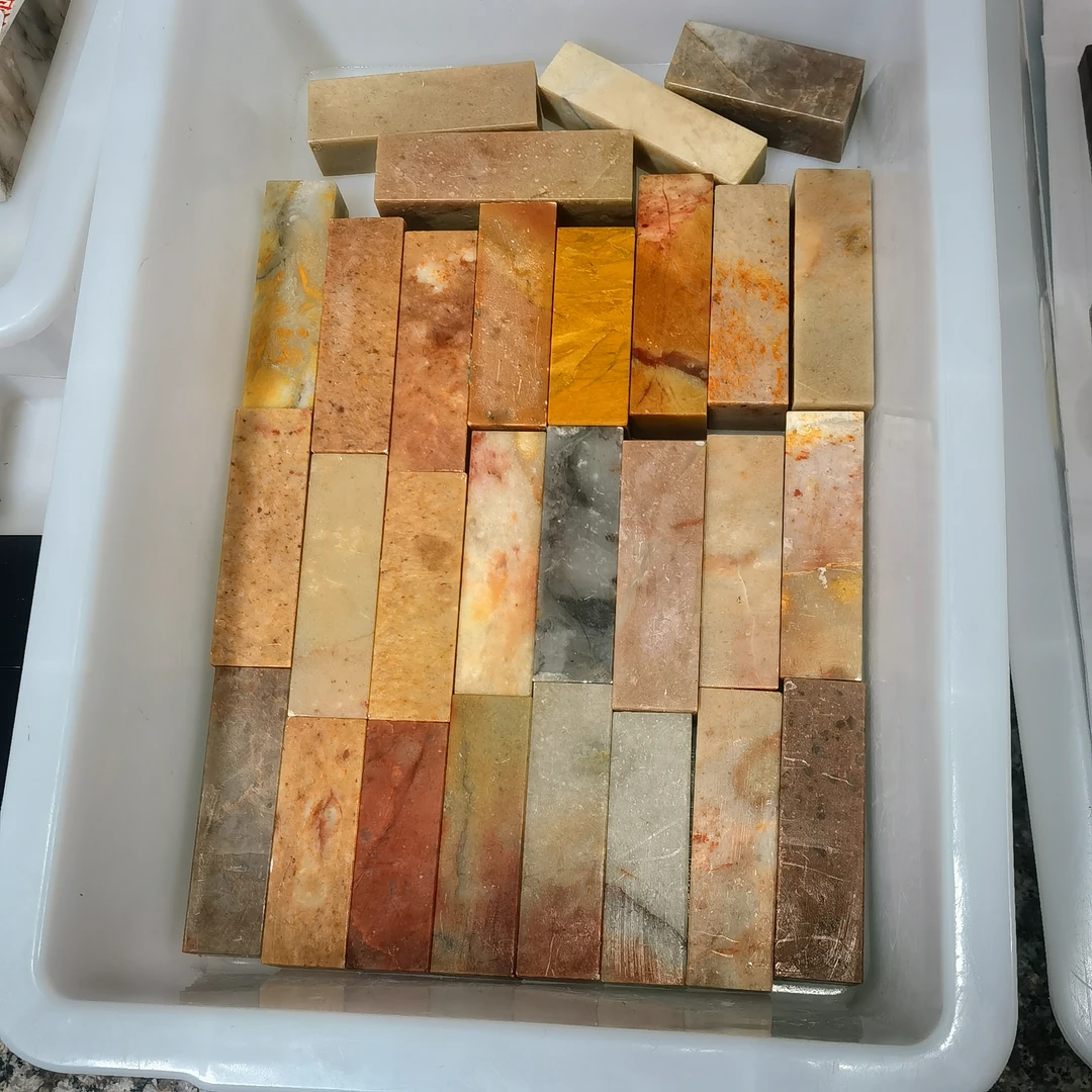 用户566老师的石头