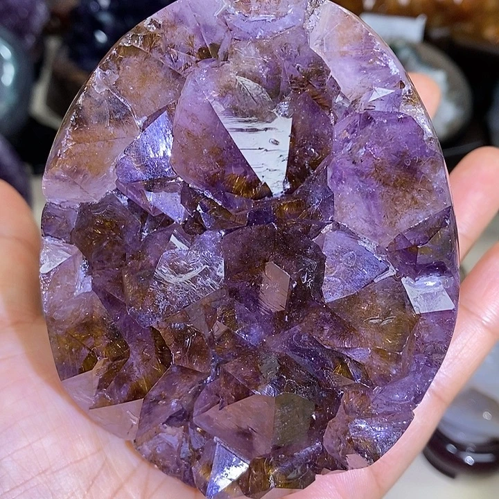 紫晶大型摆件（非配饰）未镶嵌