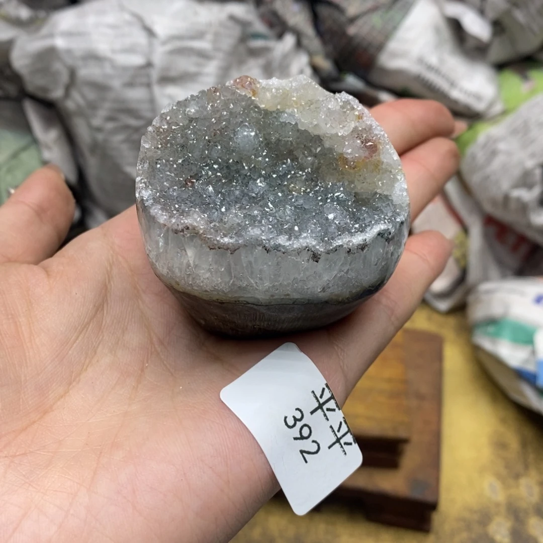 紫晶乌拉圭未镶嵌