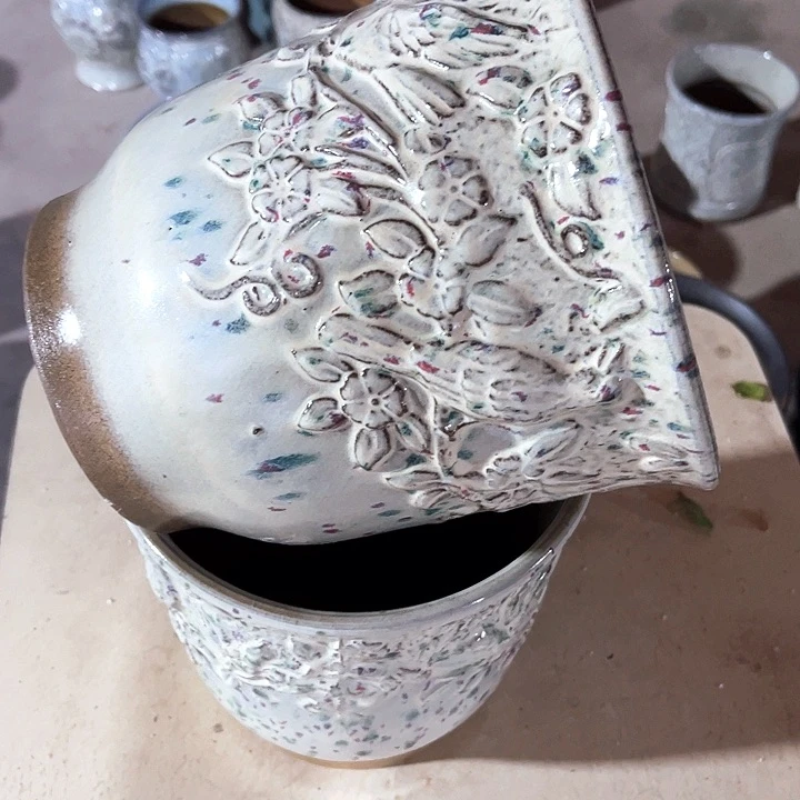 紫砂花盆口径20高度20两只正品