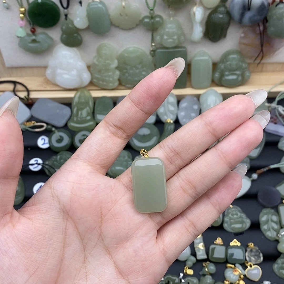 和田玉18K金镶嵌吊坠(不含链)