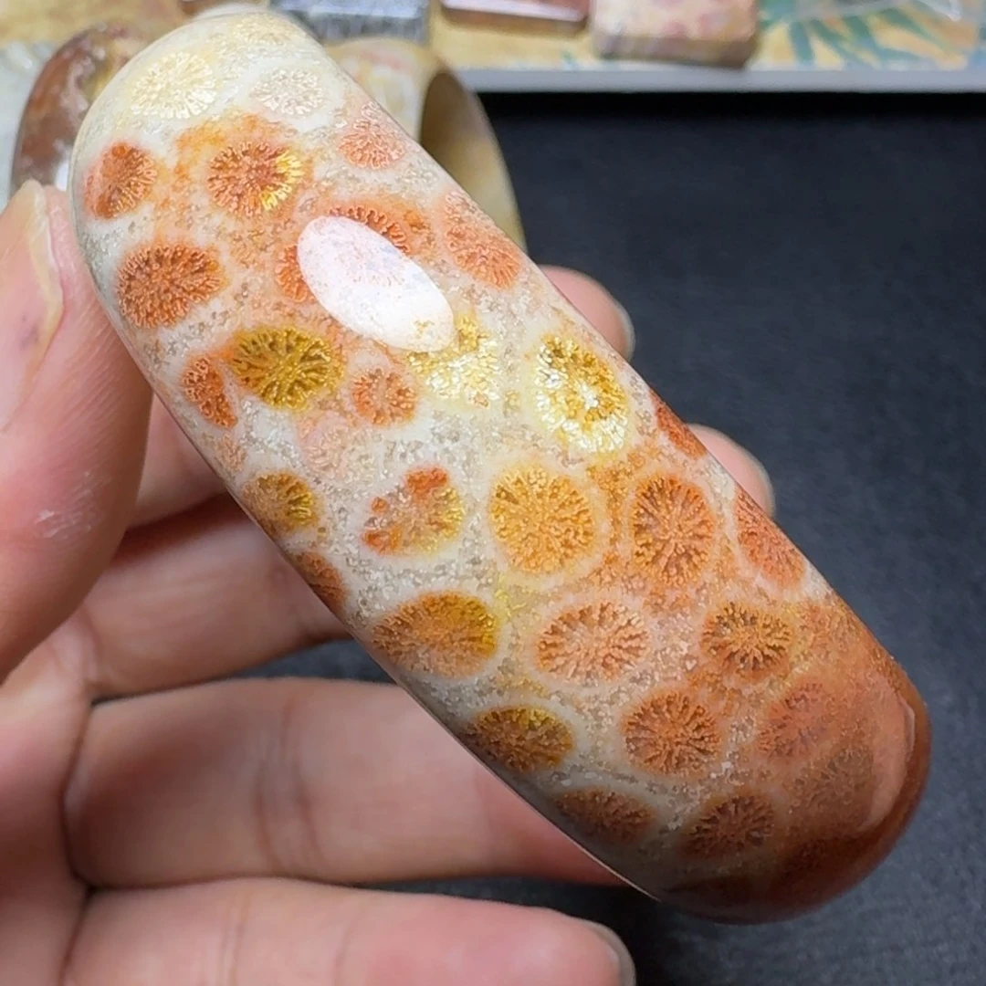 硅化玉纯天然色有机玉石保真色未镶嵌58圈口