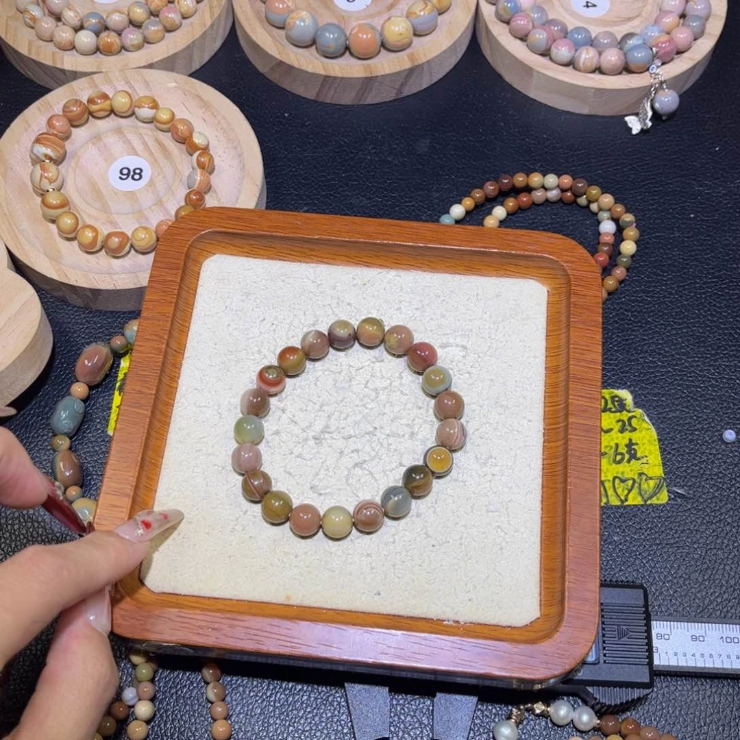 石英质玉手串未镶嵌