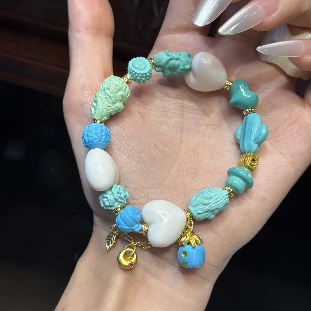 合金珐琅手链 欧若假日风天然绿色松搭配爱心驼骨千金风