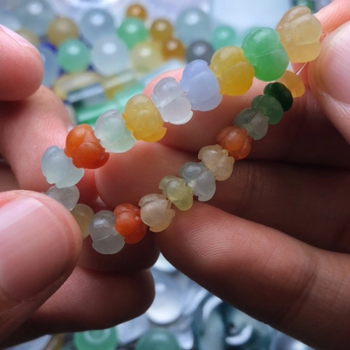 未镶嵌定制翡翠挂件