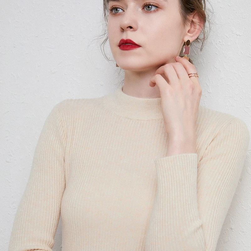 新款女士半高领短款修身针织百搭打底衫套头秋冬毛衣长袖保暖内搭