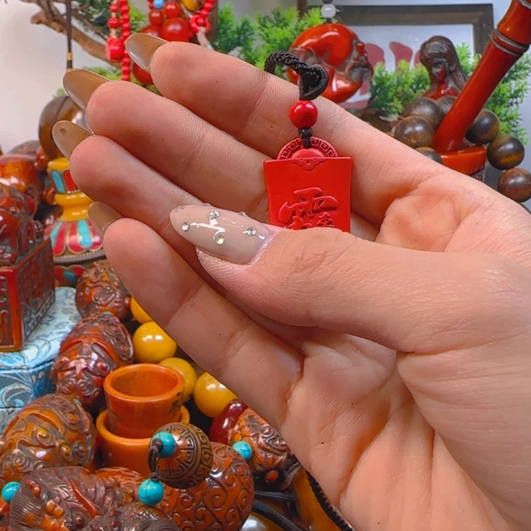 琥珀裸石未镶嵌项链