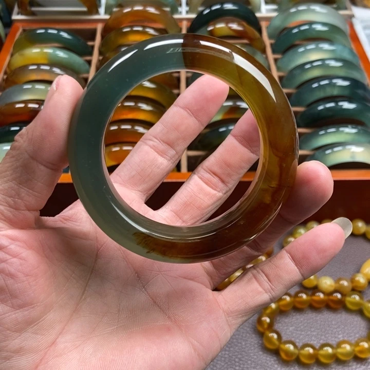 芋***蘸蛇纹石玉未镶嵌手镯手串戒指