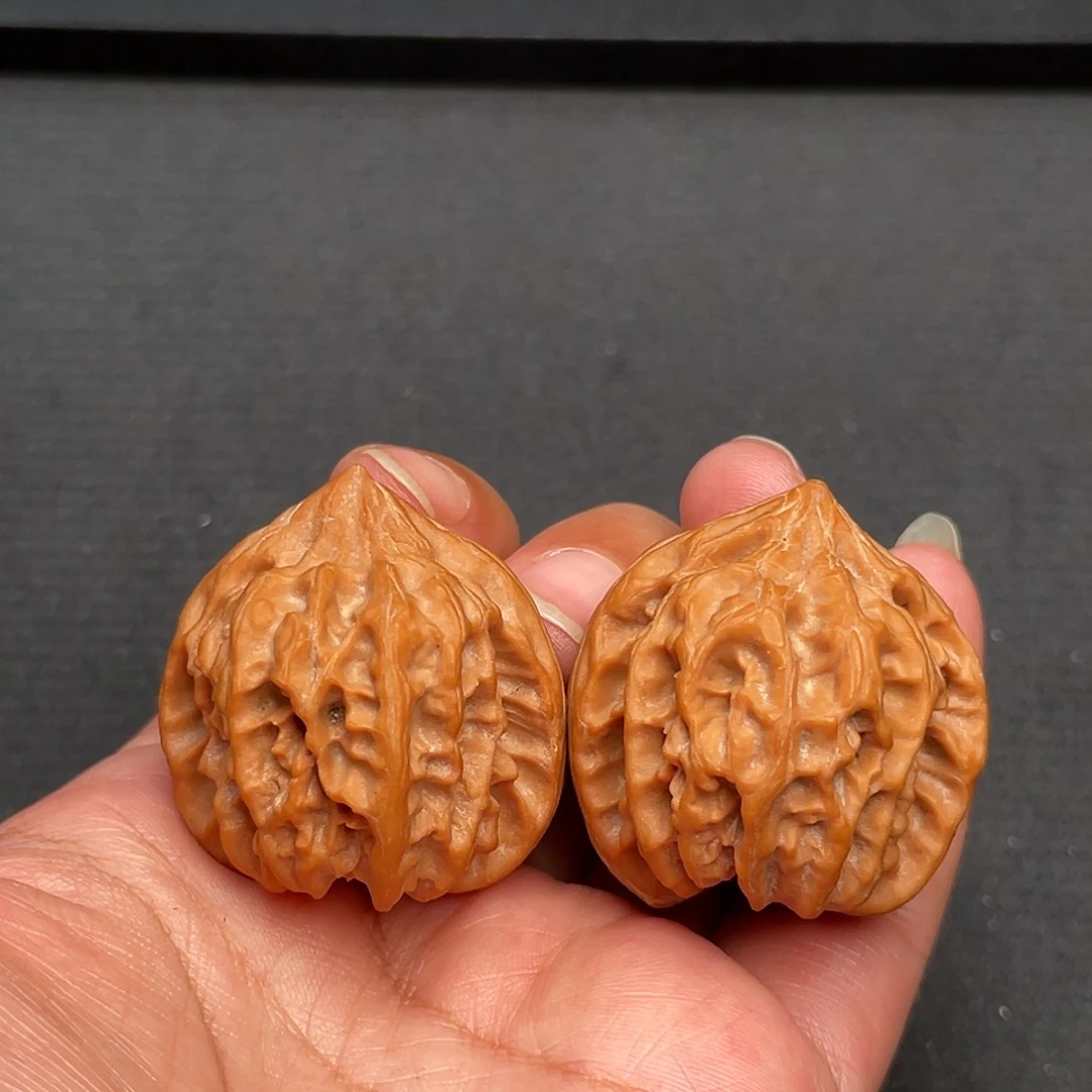 把件猴头核桃35×37全品头茬曹大龙A434