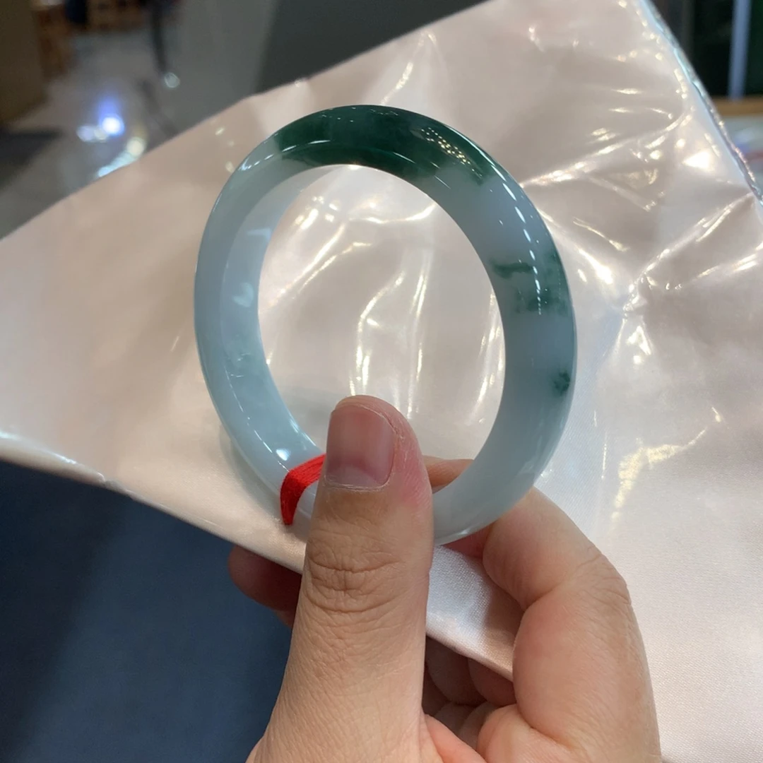 翡翠未镶嵌手镯手镯