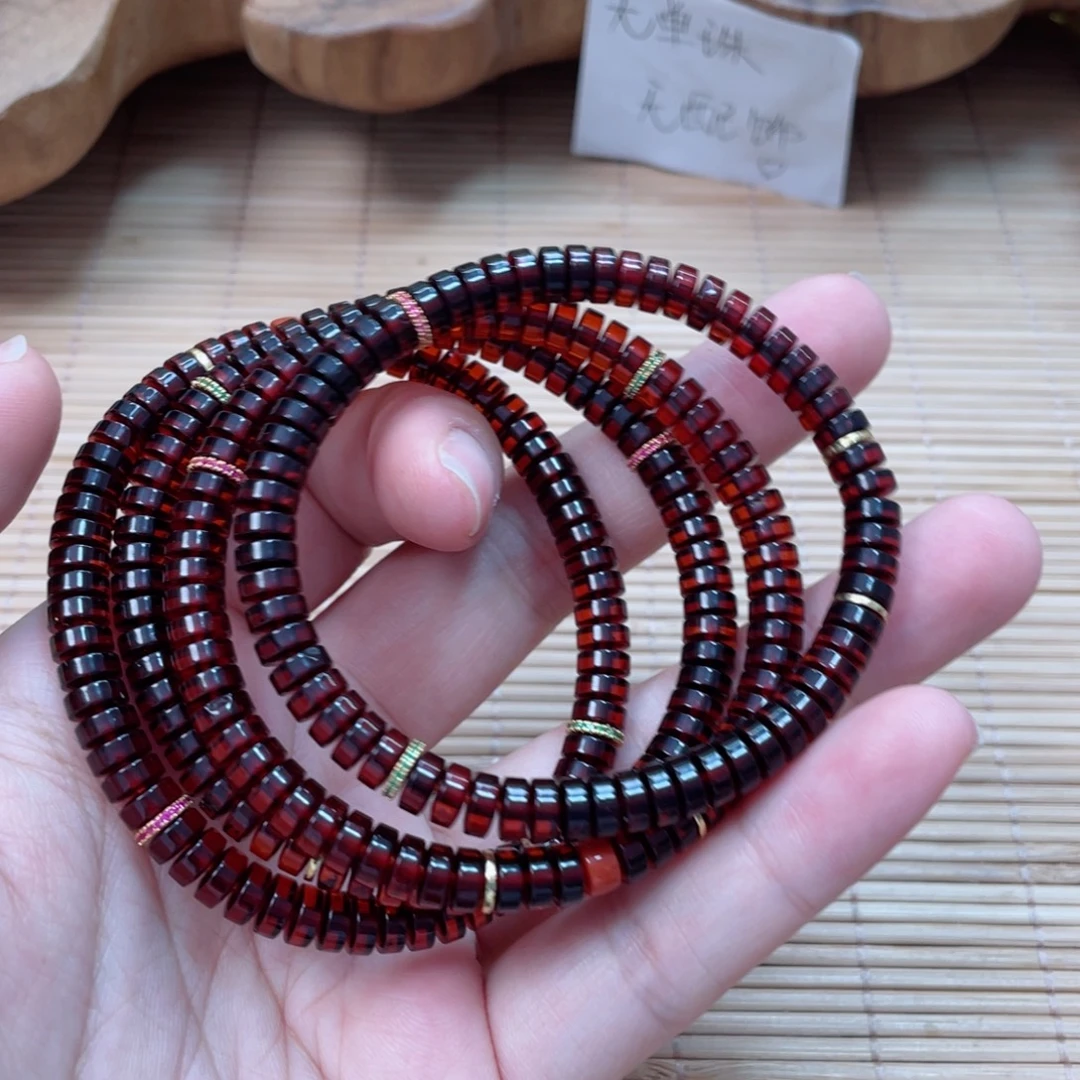 蜜蜡未镶嵌手串多样性发其中一个