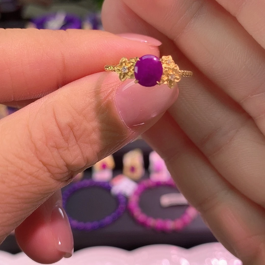 苏纪石（舒俱来）18K金镶嵌戒指