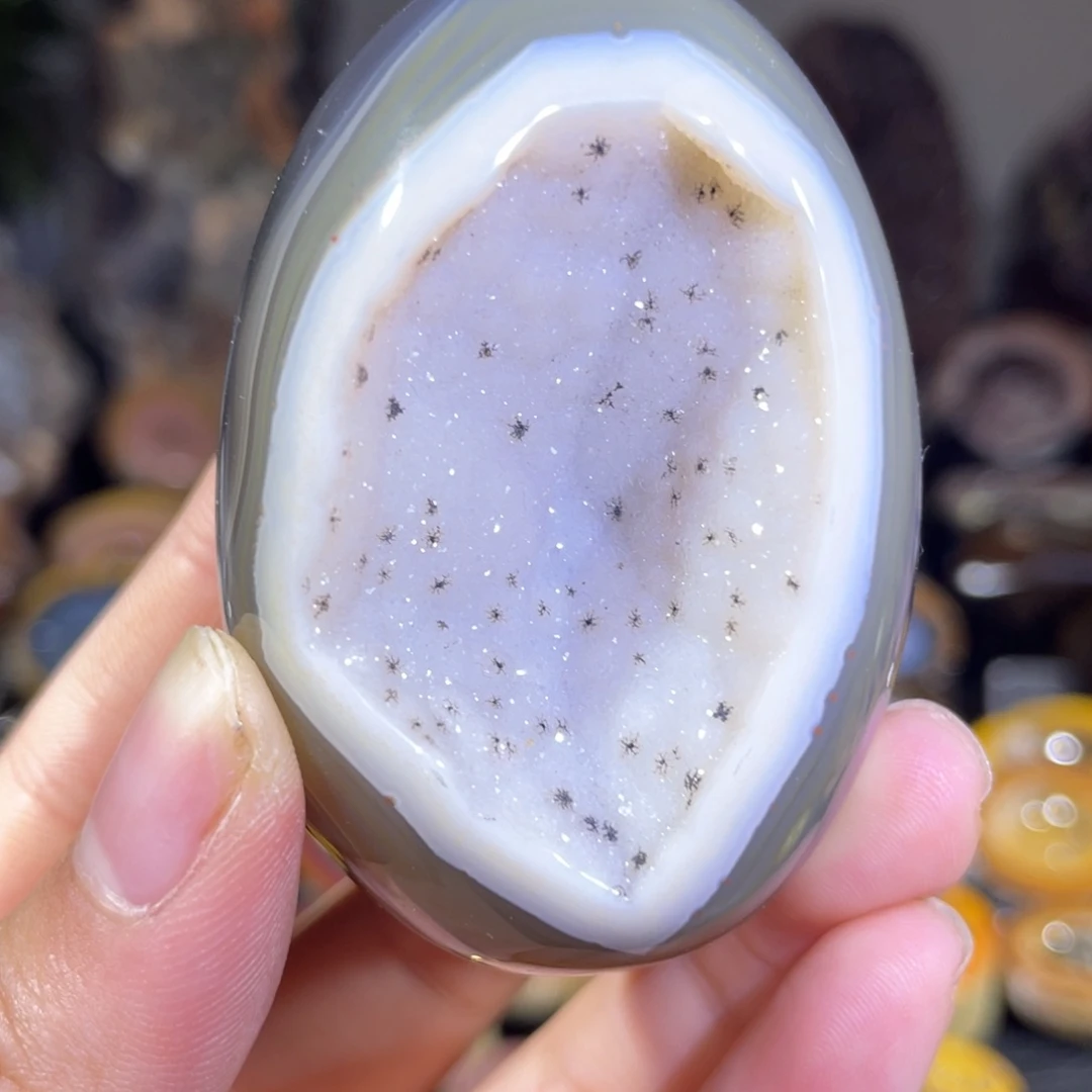 未镶嵌水晶大型摆件（非配饰）