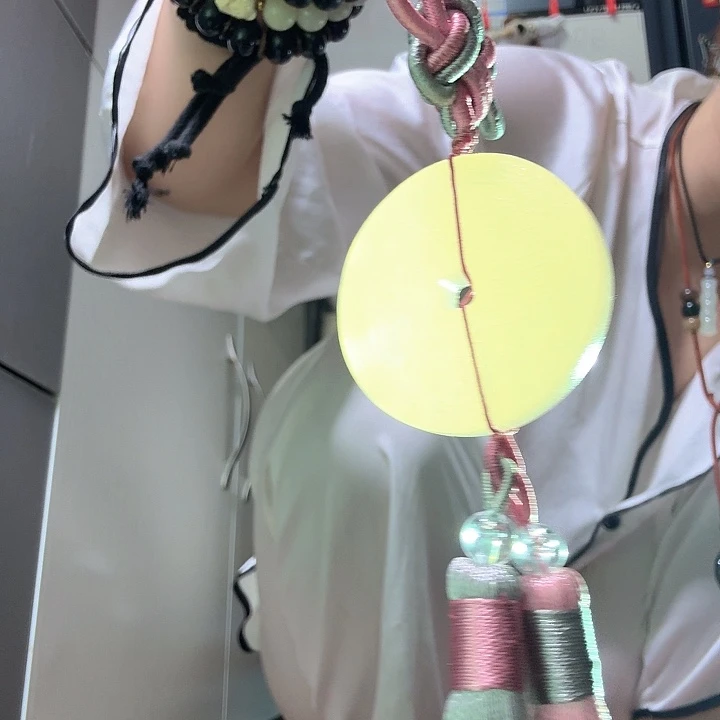 未镶嵌车挂石英质玉山鬼花钱